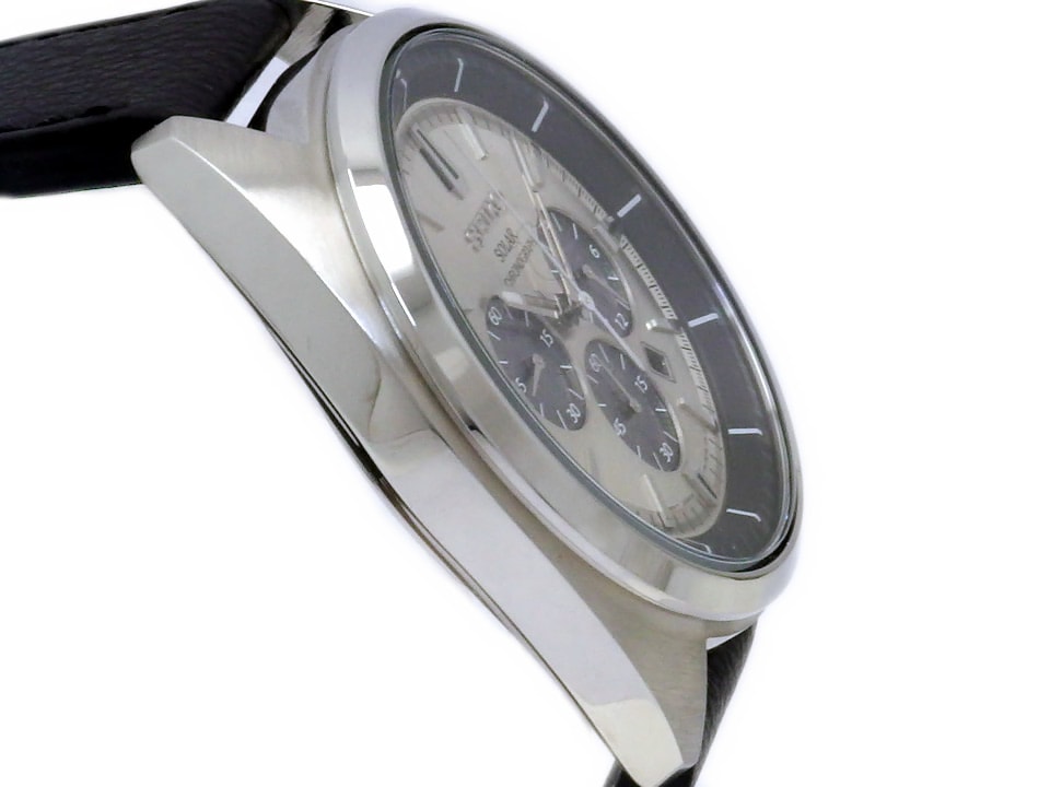 【美品】セイコー ソーラー クロノグラフ SSC569 V175-0DW0 逆輸入モデル USED Seiko