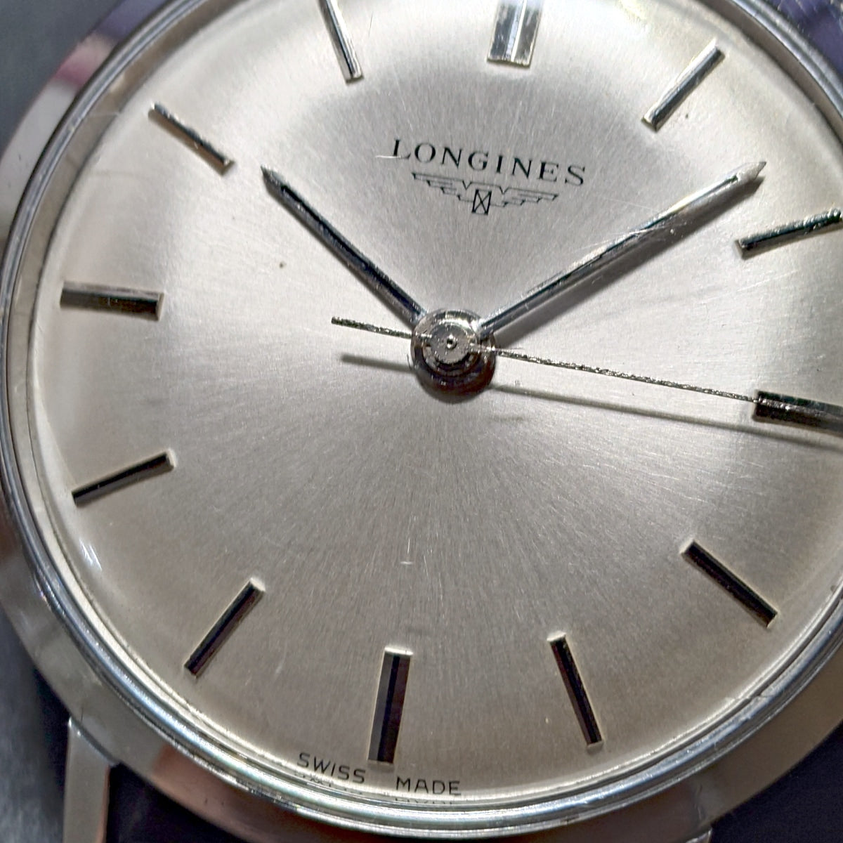 Longines Ref. 7839-4 Screw-back, with box, Cal. 284, 17 jewels, manual wind, serviced, 1967.