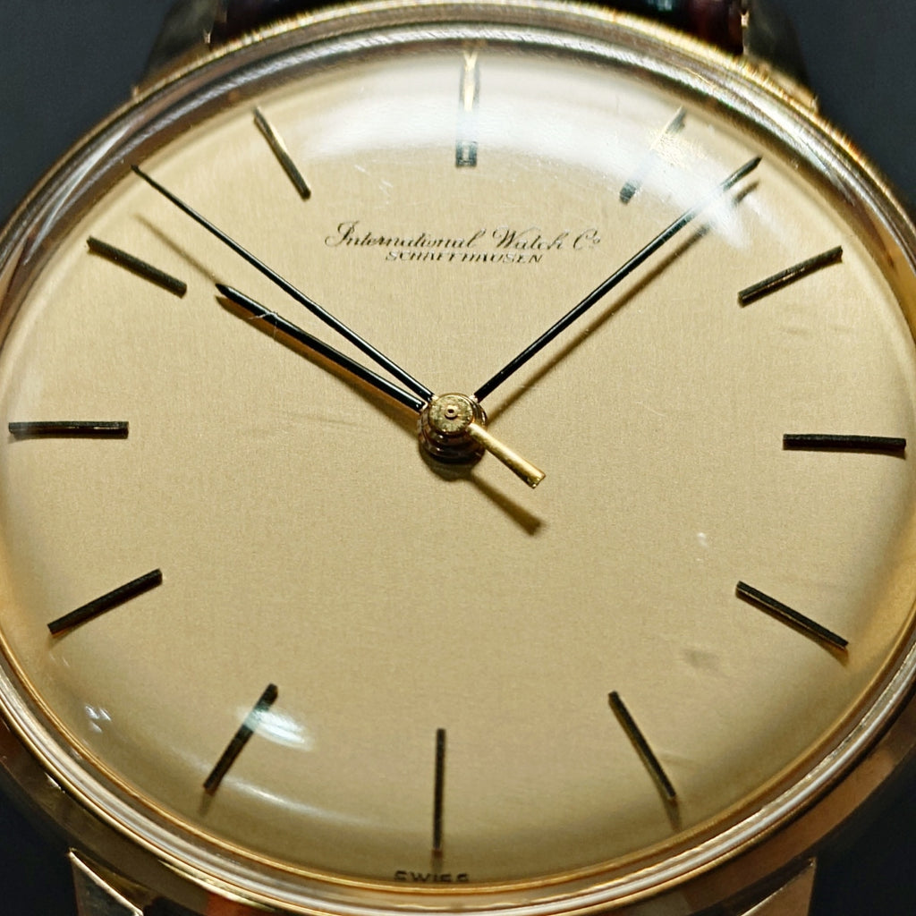IWC K18（18金） Ref.1422 ラウンド型 Cal.403 手巻き OH済 1970年製