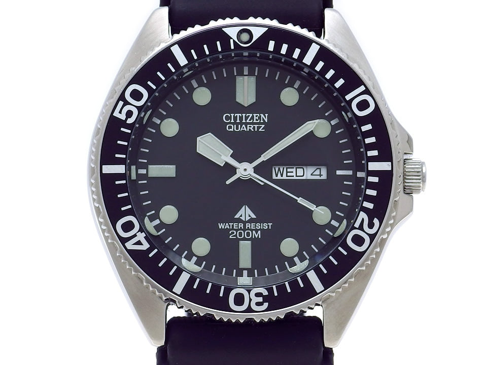 CITIZEN シチズン ダイバー 300M プロマスター クォーツ シチズン プロマスター ダイバーズ 200m 2502-H23265 クオーツ USED