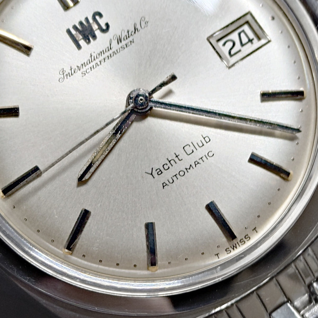 IWC ヨットクラブ R811AD 希少ゲイフレアー社製7連ブレス(1970年) 魚リューズ Cal.8541 OH済 1969年製