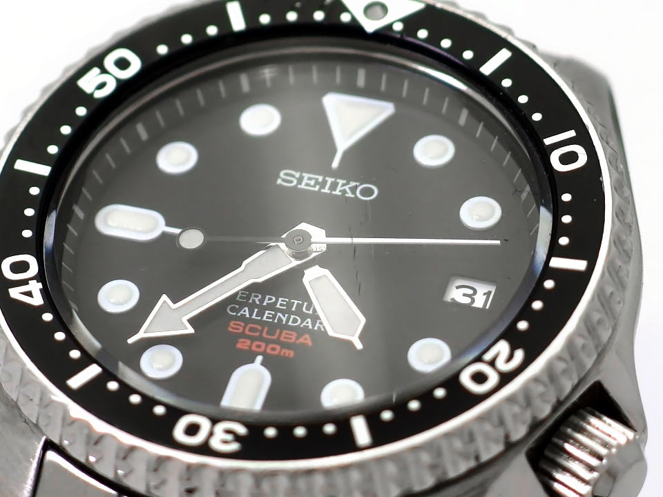 セイコー ダイバー SCUBA 200m 8F35-00A0 純正ブレスレット パーペチュアルカレンダー クオーツ USED Seiko
