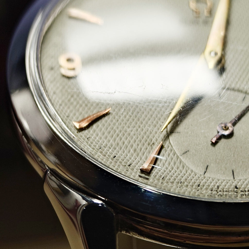 オメガ 30mmキャリバー Ref.2605-9 ハニカムパティナダイヤル Cal.266 手巻 OH済 1952年製
