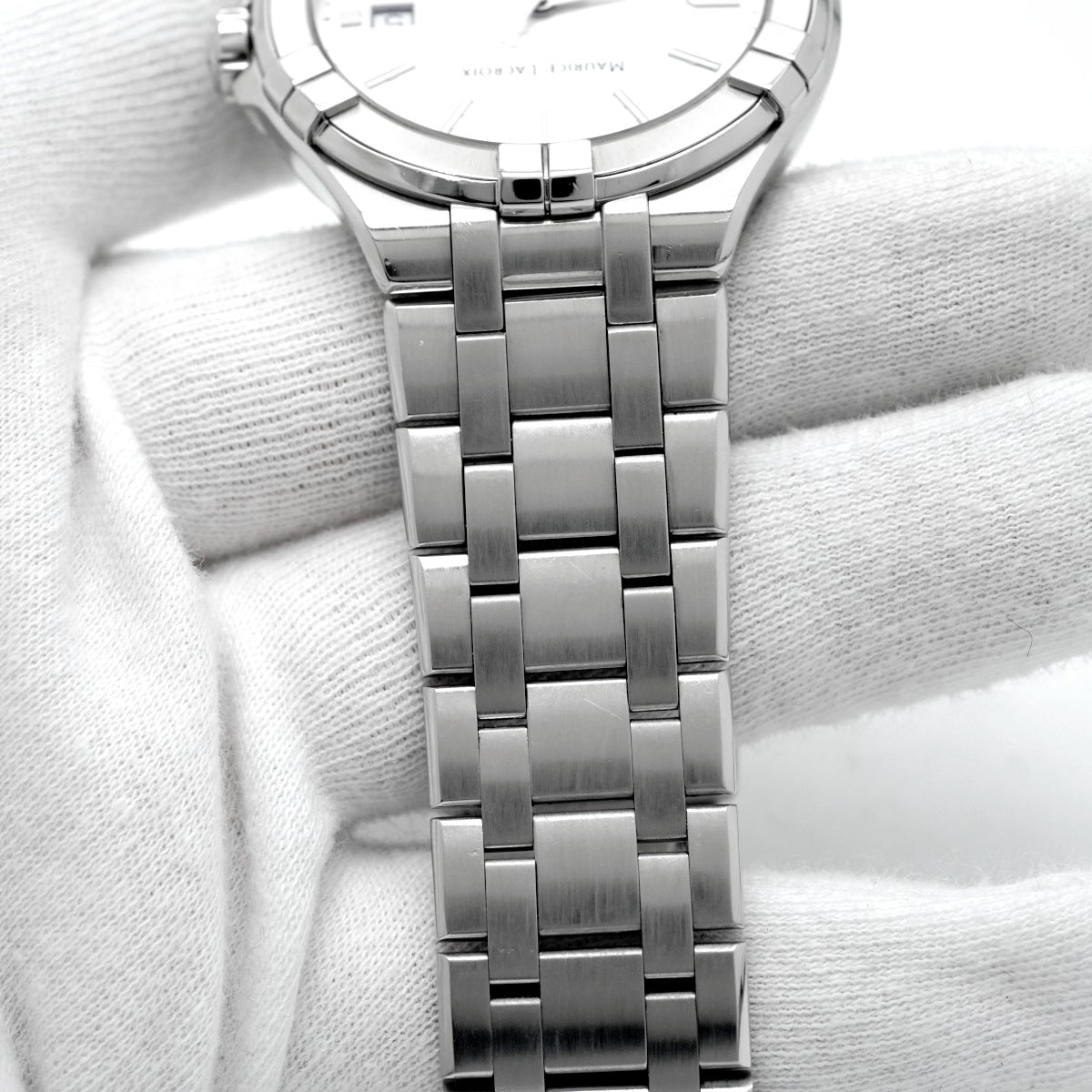 Maurice Lacroix Aikon Date AI1008-SS002-131-1 Quartz Purchased 2017 USED