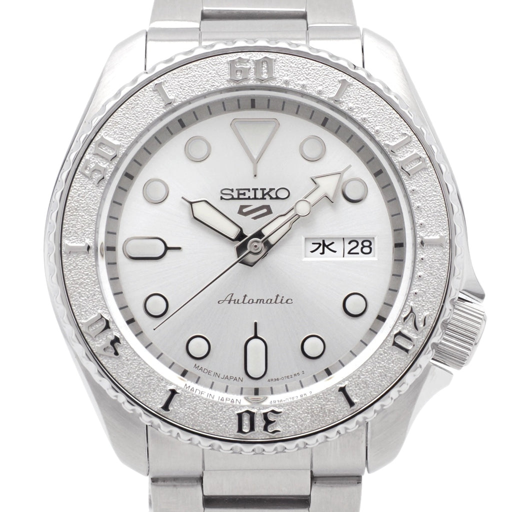 セイコー ５スポーツ メカニカル シルバー SBSA063 日本製 4R36-08E0 漢字/英語 自動巻 USED Seiko