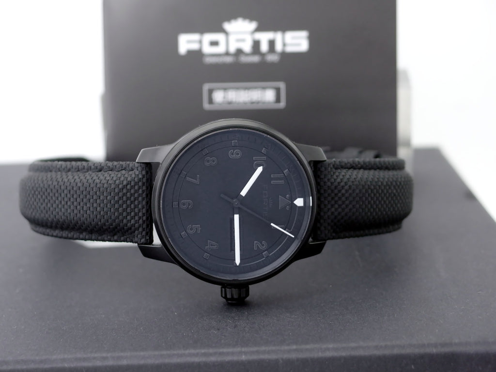 フォルティス ブラックアウト2 Ref.704.18.11BO 704.18.158 Cal.2836-2 自動巻 2019年頃 USED