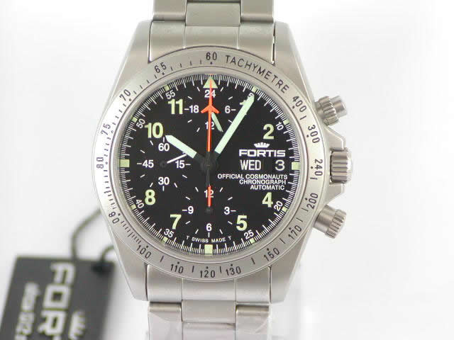 レマニア5100搭載！フォルティス コスモノート クロノグラフ デイ・デイト 602 2211M　　新品 Fortis