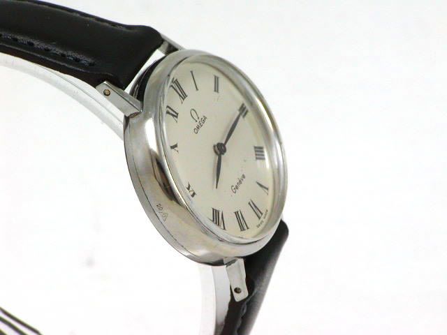 オメガ ジュネーブ オーバル Cal.625 手巻 純正尾錠つき 1970年代