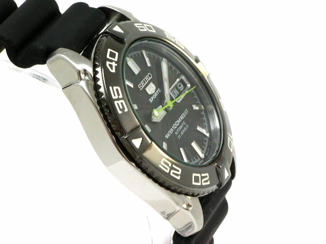 逆輸入セイコー ファイブスポーツ Ref.SNZB23J2 ブラック・ウレタンベルト 自動巻 USED