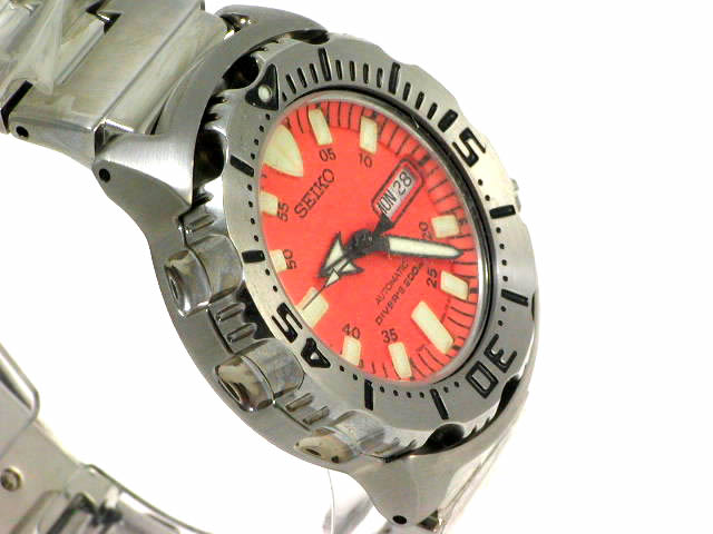 逆輸入 セイコー ダイバーズ200M オレンジモンスター SKX781K 自動巻　