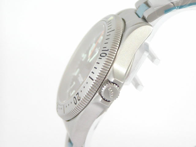 フォルティス コスモノート ダイバー ブラック ブレス　610 2211M　　新品 Fortis