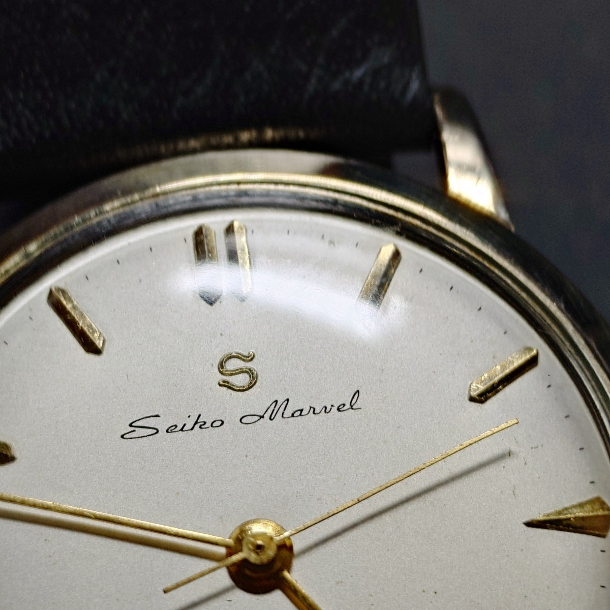 セイコー マーベル 14021 14金張り Sマーク 赤機械 19石 手巻 OH済 1957年製 Seiko