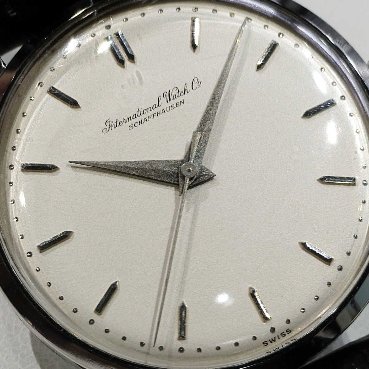 IWC Round Case Cal. 89 Hand-wound Overhauled 1960s