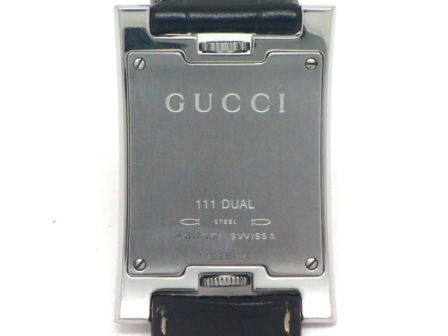 グッチ デュアルタイム 111 Dual クオーツ USED　Gucci