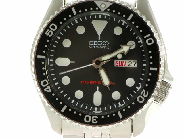 新品 セイコー ダイバー 200m 自動巻 SKX007K2