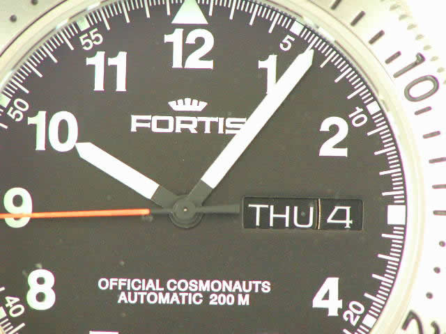 フォルティス コスモノート ダイバー ブラック ブレス　610 2211M　　新品 Fortis
