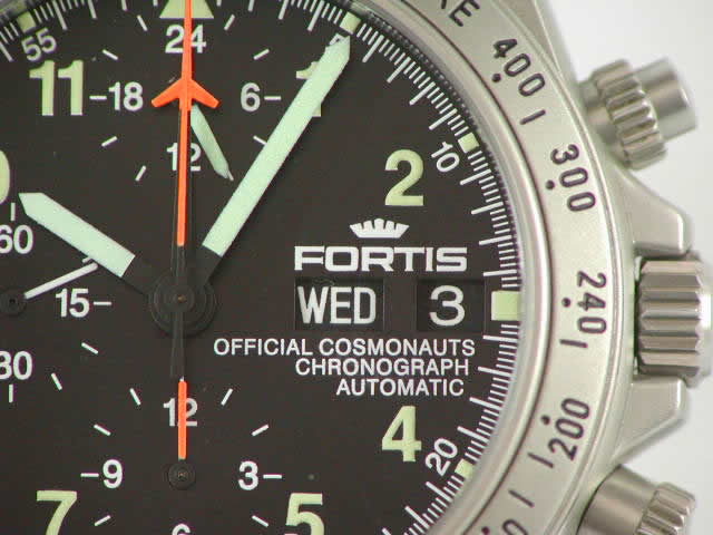 レマニア5100搭載！フォルティス コスモノート クロノグラフ デイ・デイト 602 2211M　　新品 Fortis