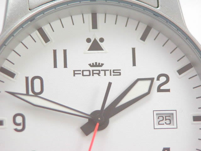 フォルティス パイロット･アラビック ホワイトダイヤル 595 1042M　　新品 Fortis