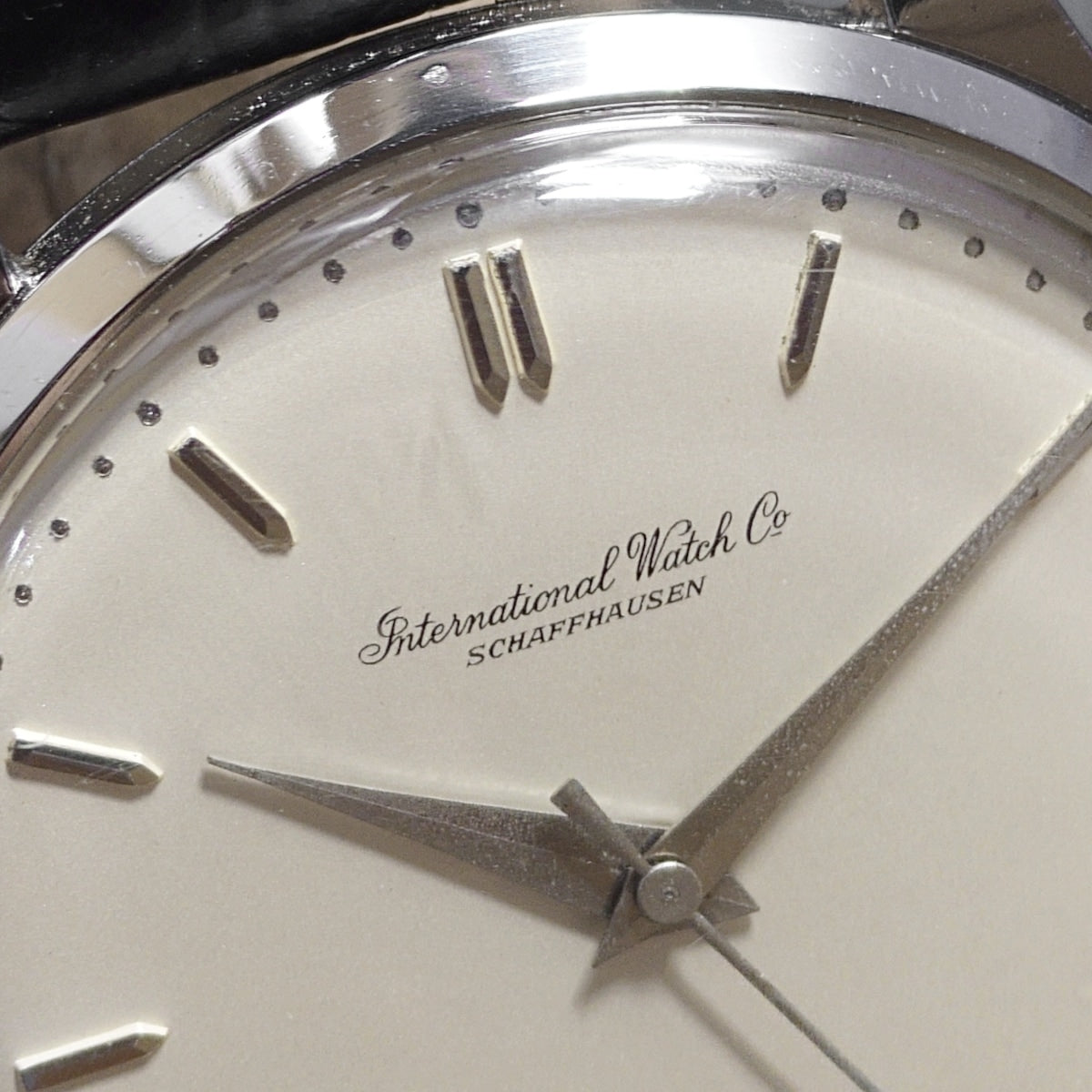IWC Round Case Cal. 89 Hand-wound Overhauled 1960s