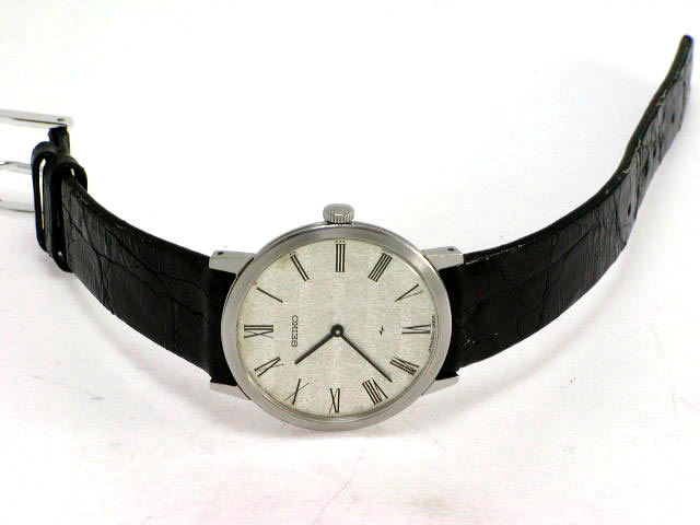セイコー シャリオ 2220-0180 17石手巻き 1974年製 USED