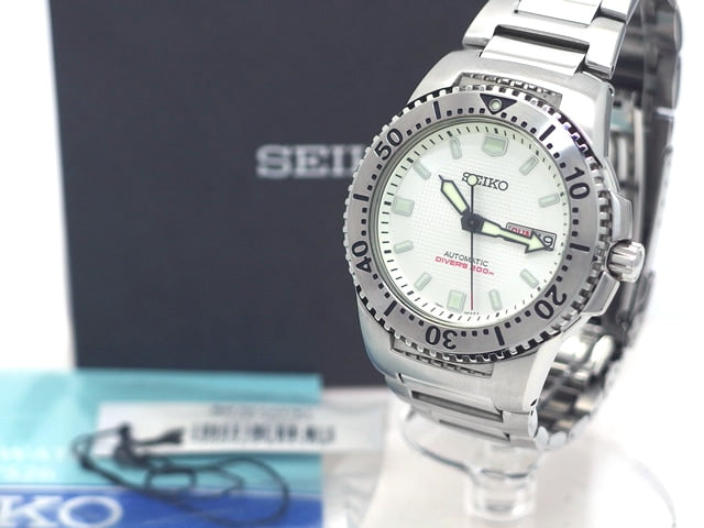 セイコー スキューバ ダイバーズ200M ホワイトナイト SKXA47K1 7S26-01X0 自動巻 USED