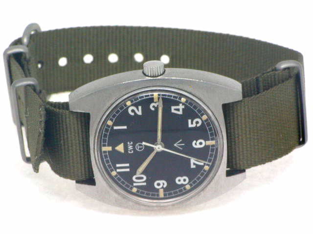CWC 英国軍用時計 W10-6645-99 523-8290 スイス製手巻 OH済 1979年