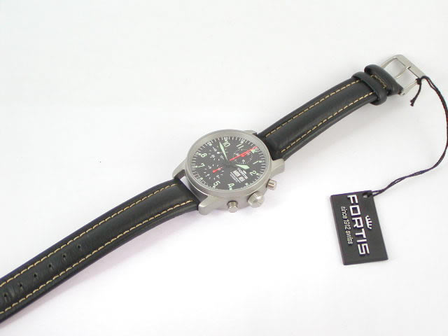 フォルティス パイロット クロノグラフ デイ・デイト　597 1011L　　新品 Fortis