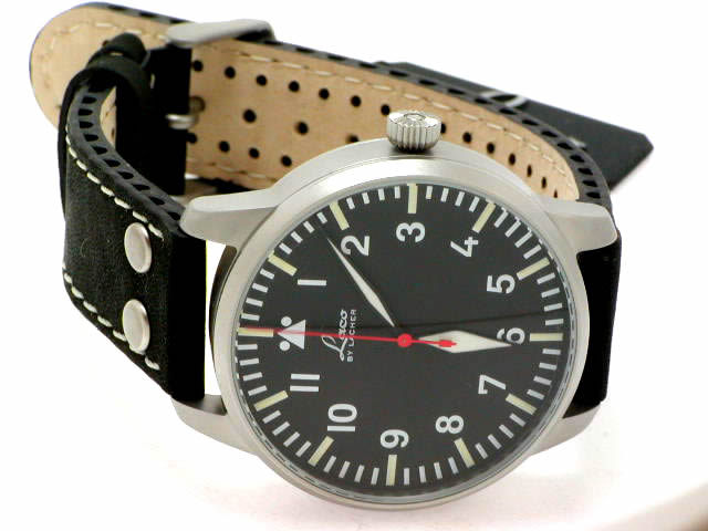 ラコ 手巻き 42mm 851189　新品 Laco