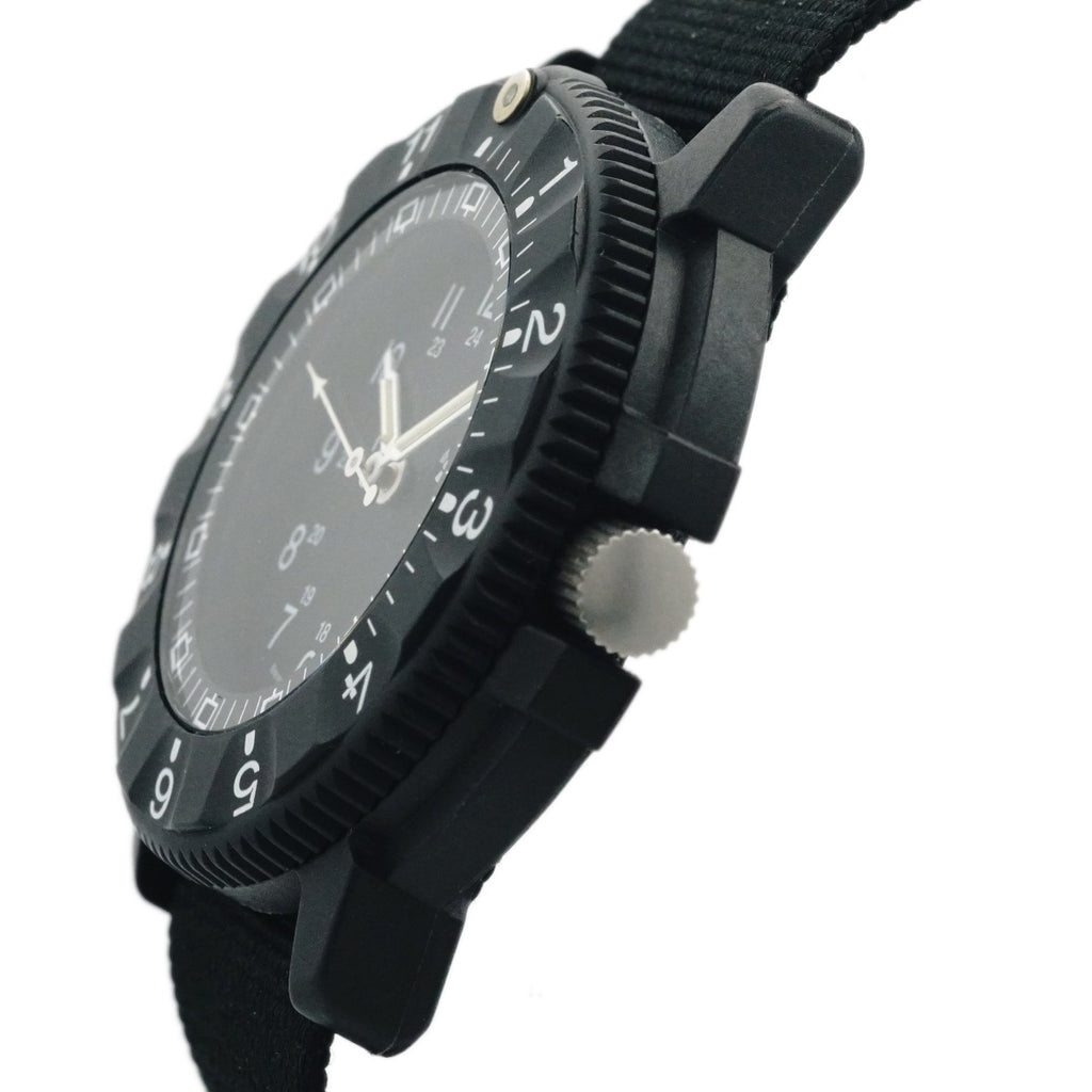 トレーサー TYPE6 Black P6500.400.33.01 箱付き スイス製 クオーツ USED