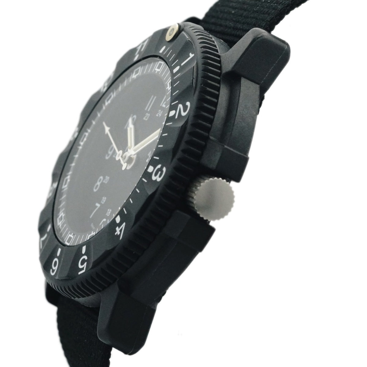 トレーサー TYPE6 Black P6500.400.33.01 箱付き スイス製 クオーツ USED