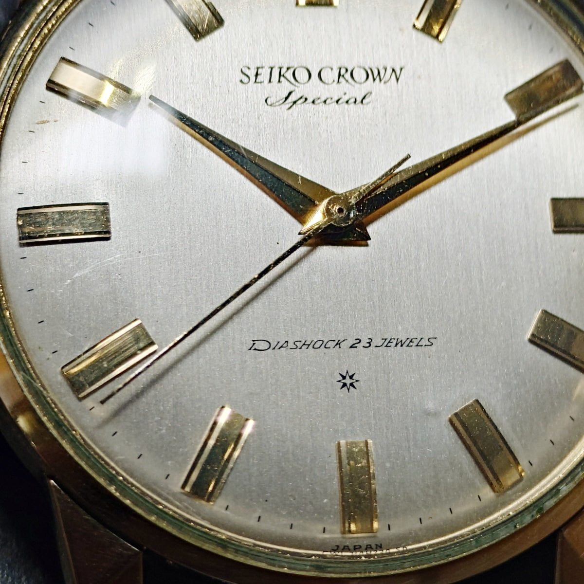 Seiko Crown Special Gold Filled J14100E SD Dial Case Back Chipped Cal.341 Manual Winding O.H. 1963